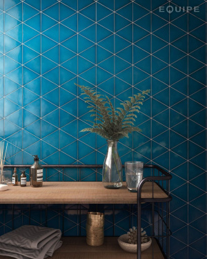 Scale Triangolo Electric Blue 23822 10.8x12.4