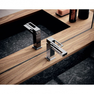 Змішувач для раковини Paffoni Effe з донним клапаном Clic-Clac EF071KCR