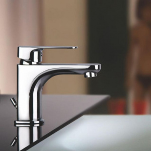 Змішувач для раковини Paffoni Sly з донним клапаном SY075CR