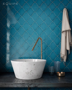 Scale Alhambra Electric Blue 23845 12x12