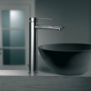 Змішувач для раковини високий Paffoni Berry з донним клапаном BR085CR