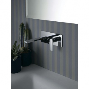 Змішувач для раковини настінний Paffoni Tango, вилив 200 мм. TA105CR